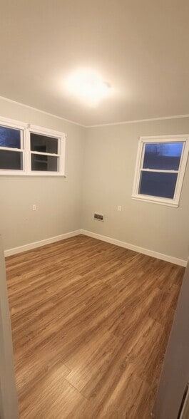 Main Bedroom - 411 Brewer St