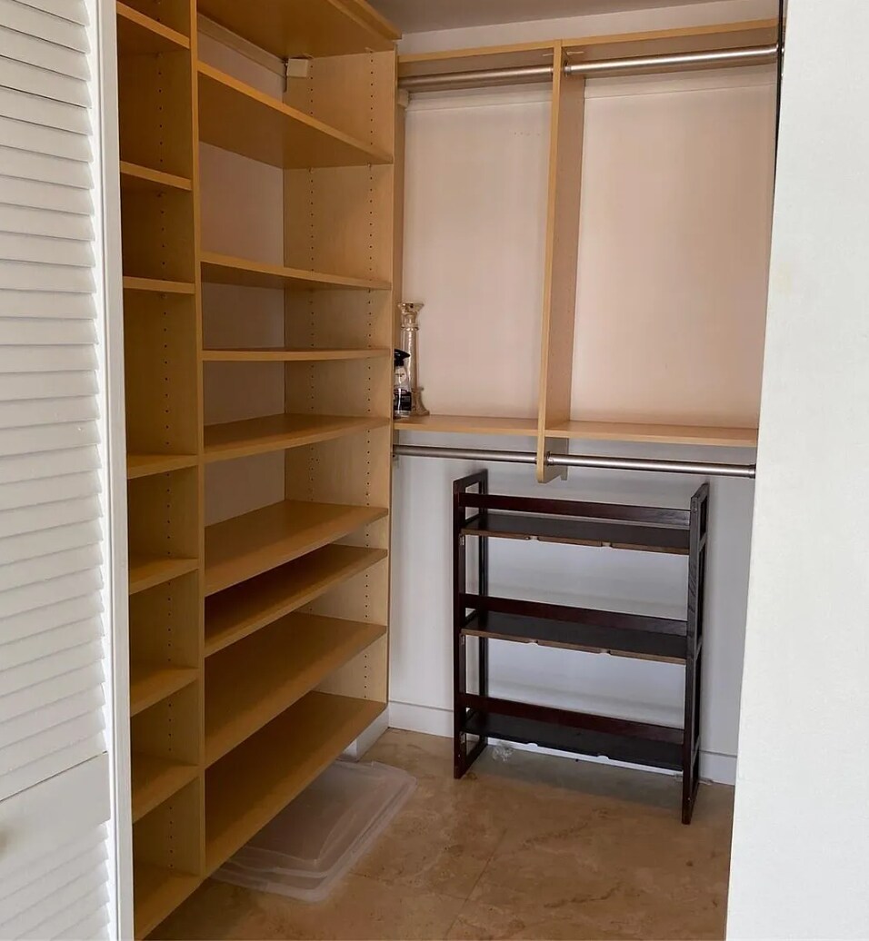 Building Photo - 3451 NE 1st Ave