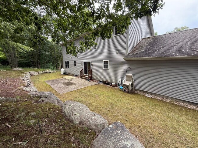 Building Photo - 4 Kerrie Ct