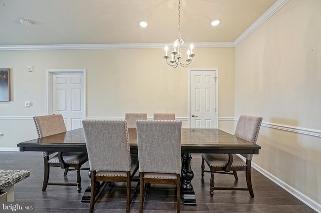 Building Photo - 5335 Palomino Ct