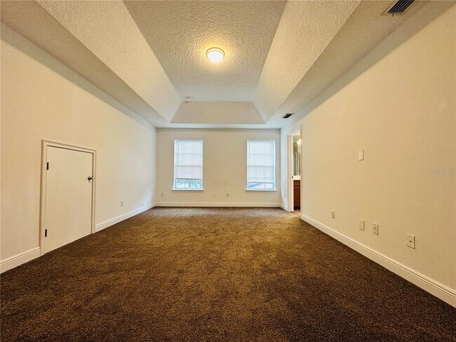 Building Photo - 438 Palm Dr