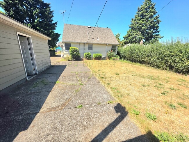 Building Photo - 4526 NE 77th Ave