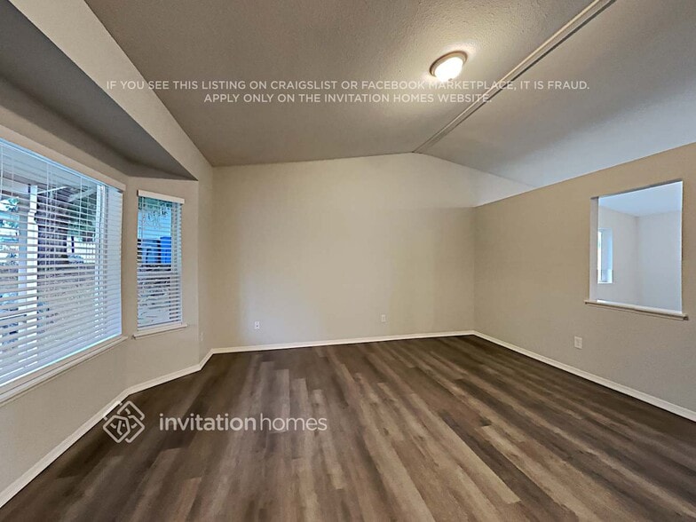 Building Photo - 15804 86th Ave Ct E