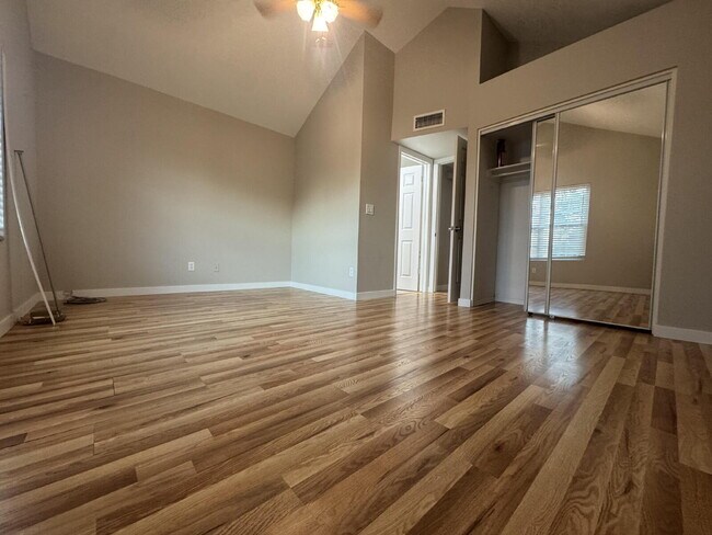 Building Photo - 2 Bed / 2.5 Bath Townhome in Chandler