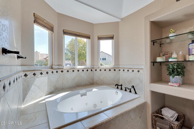 Building Photo - 4542 Skidmore Ct