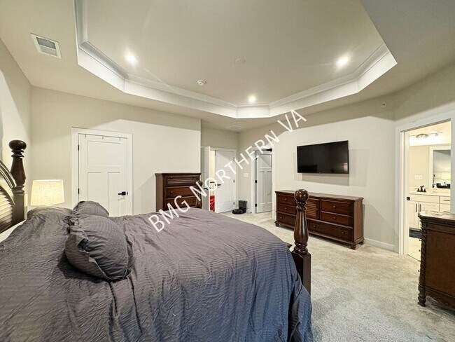 Building Photo - 1636 Kirkman St