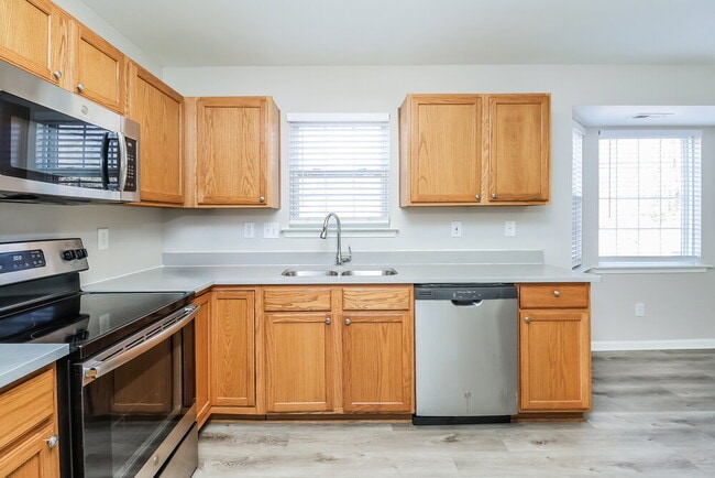 Building Photo - 9152 Eventine Ct