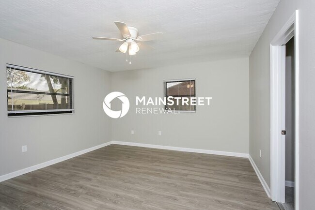 Building Photo - 3 Bedroom Pet-Friendly Home in Bradenton, FL with Main Street Renewal