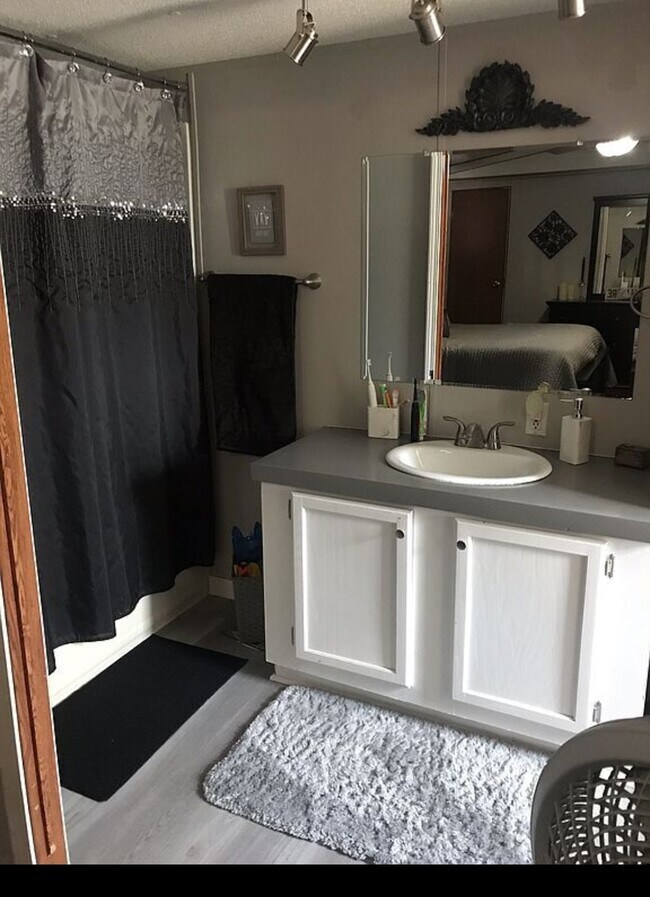 Building Photo - 24310 Seals Rd