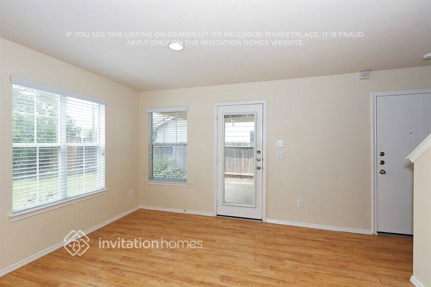 Building Photo - 29607 Evergreen Hills Dr