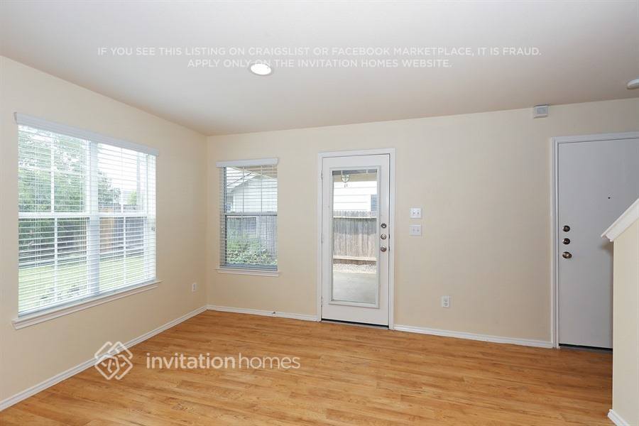 Building Photo - 29607 Evergreen Hills Dr