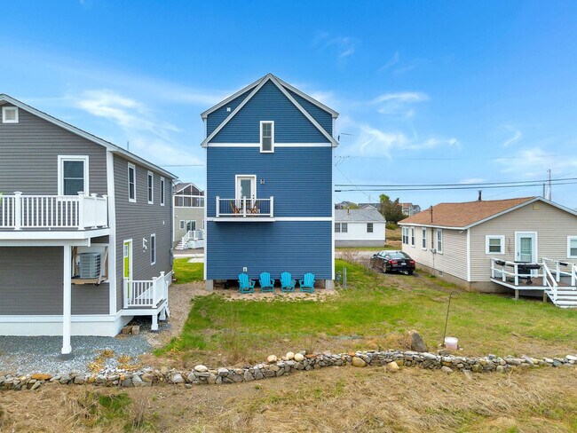 Building Photo - 74 Island Path