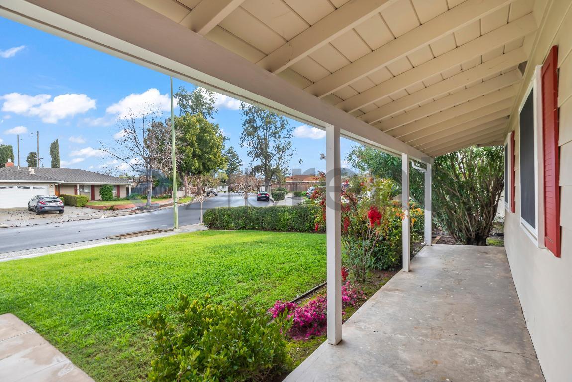 Building Photo - 5063 Maitland Dr