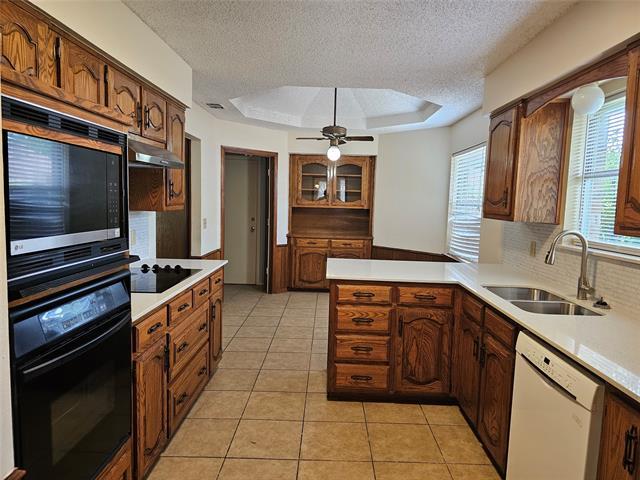 Building Photo - 812 Rush Creek Dr