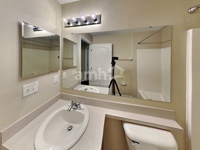 Building Photo - 8116 Canterbury Lake Boulevard