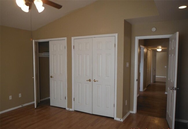 Building Photo - 5648 Pinon Vista Dr