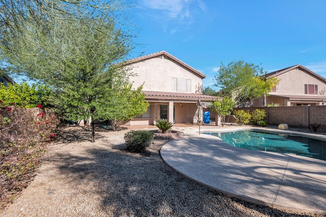 Building Photo - Gated Cave Creek Home - 5 Bedroom 3 Bathro...