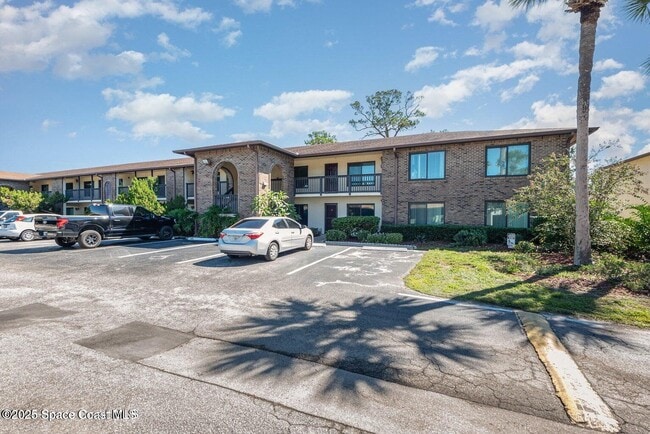 Building Photo - 1515 Huntington Ln