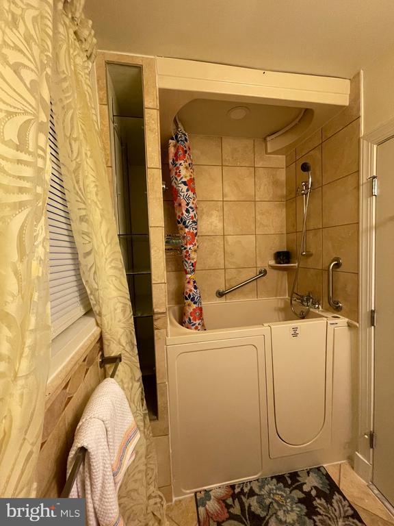 Building Photo - 1929 16th St NW