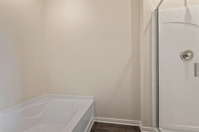 Building Photo - 15802 Berry Hl Dr