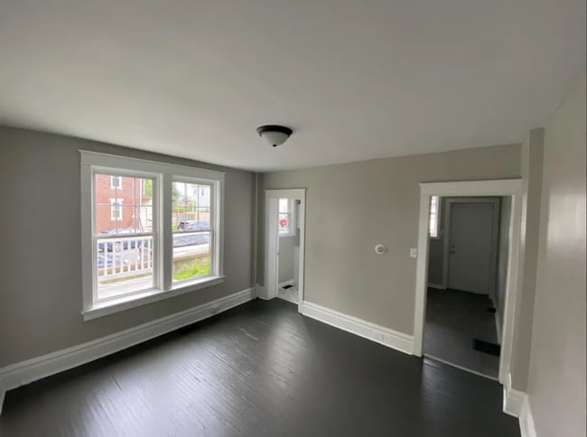 Building Photo - 2667 N 6th St