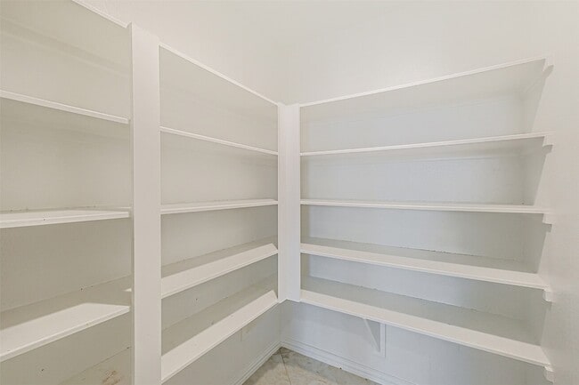 Building Photo - 17515 Cypress Hilltop Wy