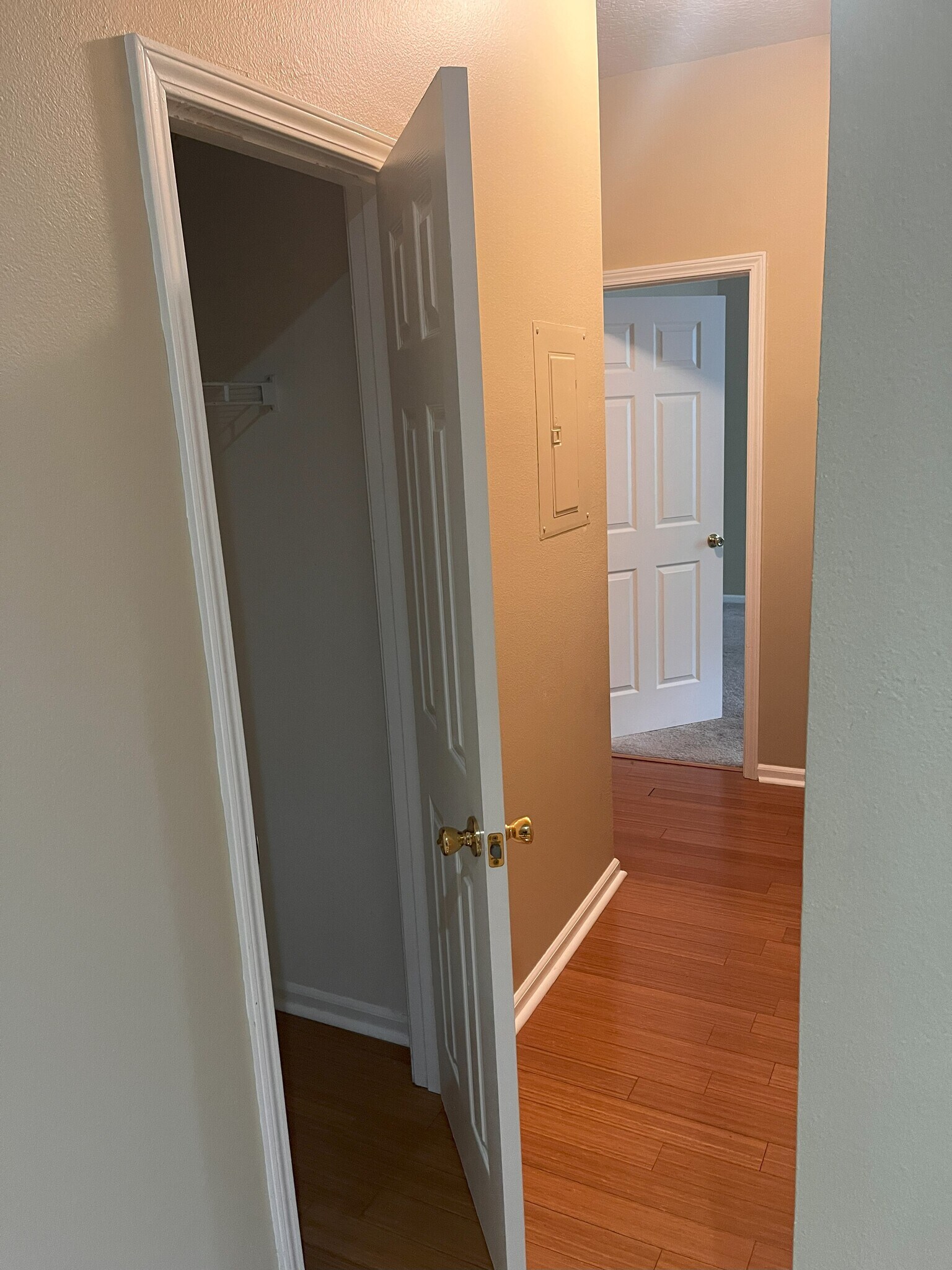 Hallway - 10550 Baymeadows Rd