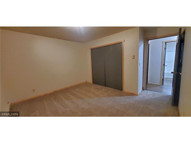 Building Photo - 308 Willow St