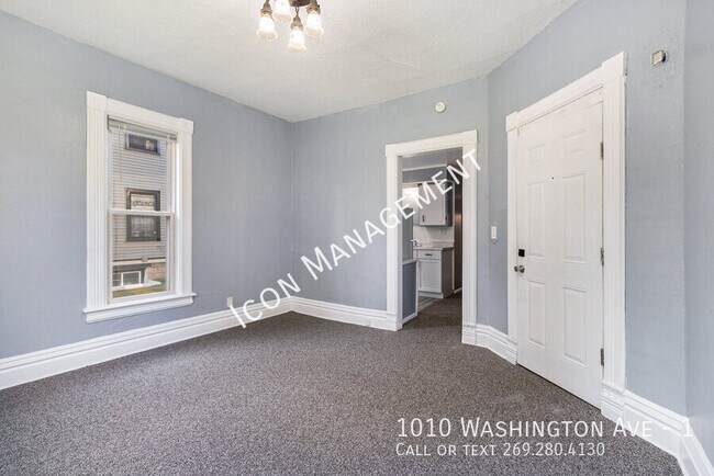 Building Photo - 1010 Washington Ave