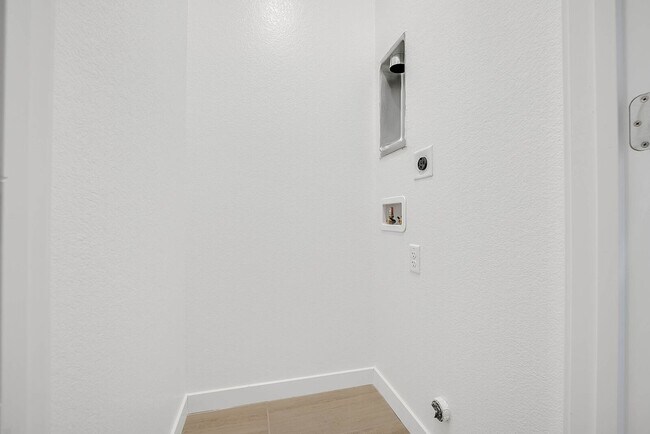 Building Photo - 4384 Arctic Tern Cir