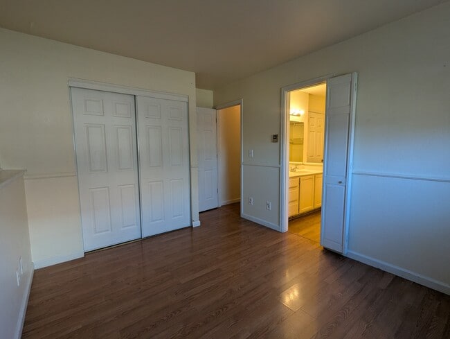 Building Photo - 3531 Windmill Dr