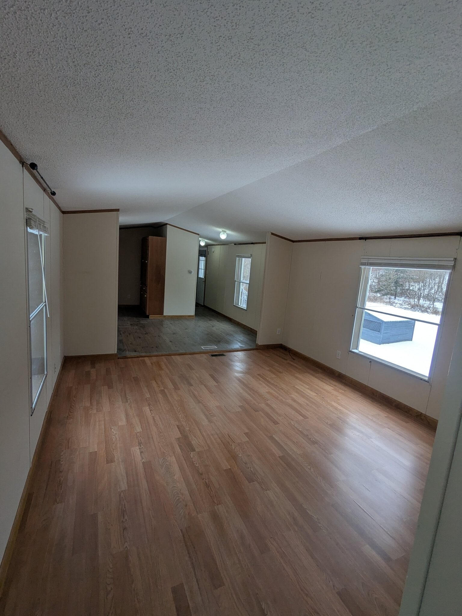 Building Photo - 291 Moses Ln