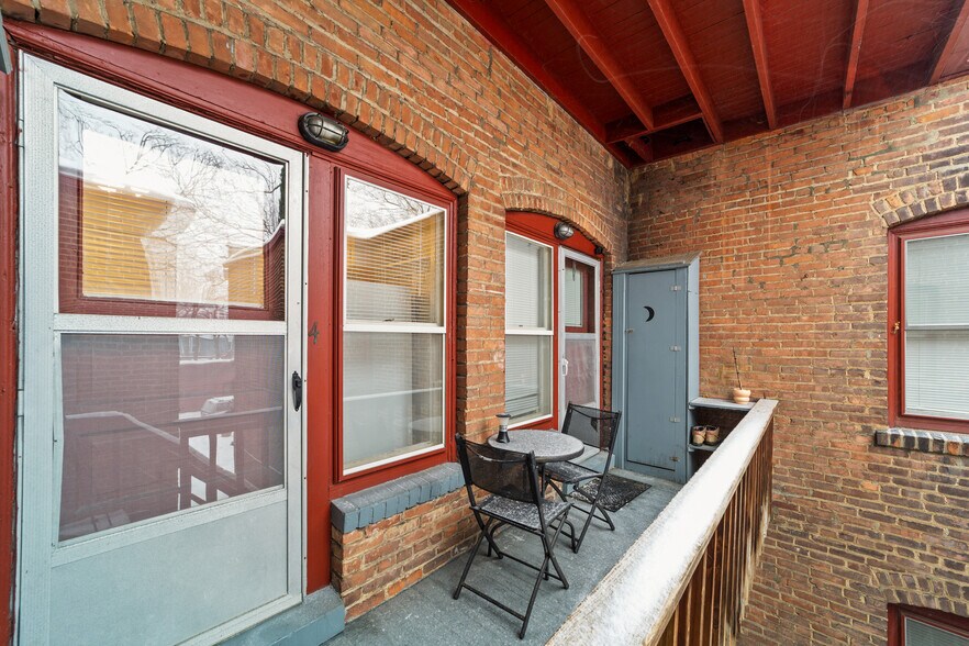 Building Photo - 14308 Superior Rd