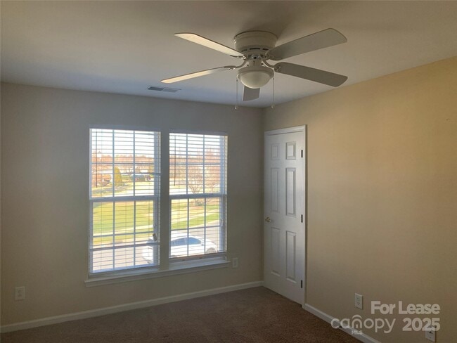 Building Photo - 4098 Holly Villa Cir