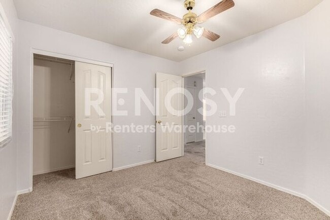 Building Photo - Ideal 3 Br 2 Ba 2 Cg Home Near Loop 303 & Greenway in Surprise!