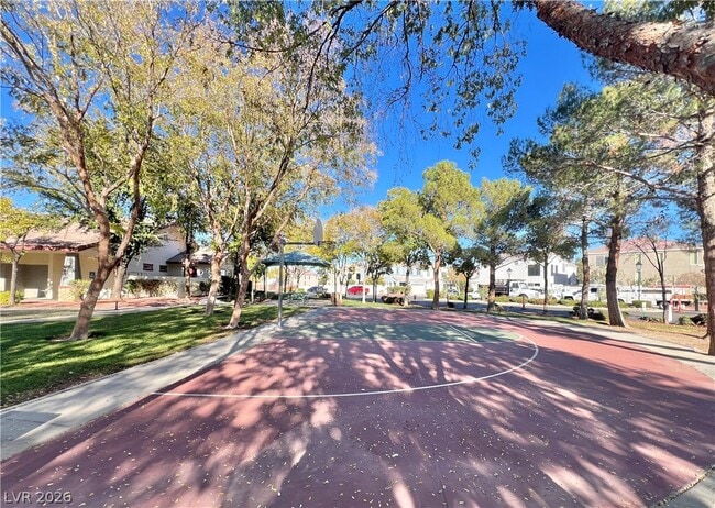 Building Photo - 6164 Bridgeport Hills Ave