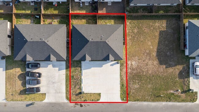 Building Photo - 2425 North Valley Circle, UNIT A