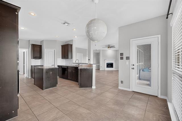 Building Photo - 997 Shady Lane Drive