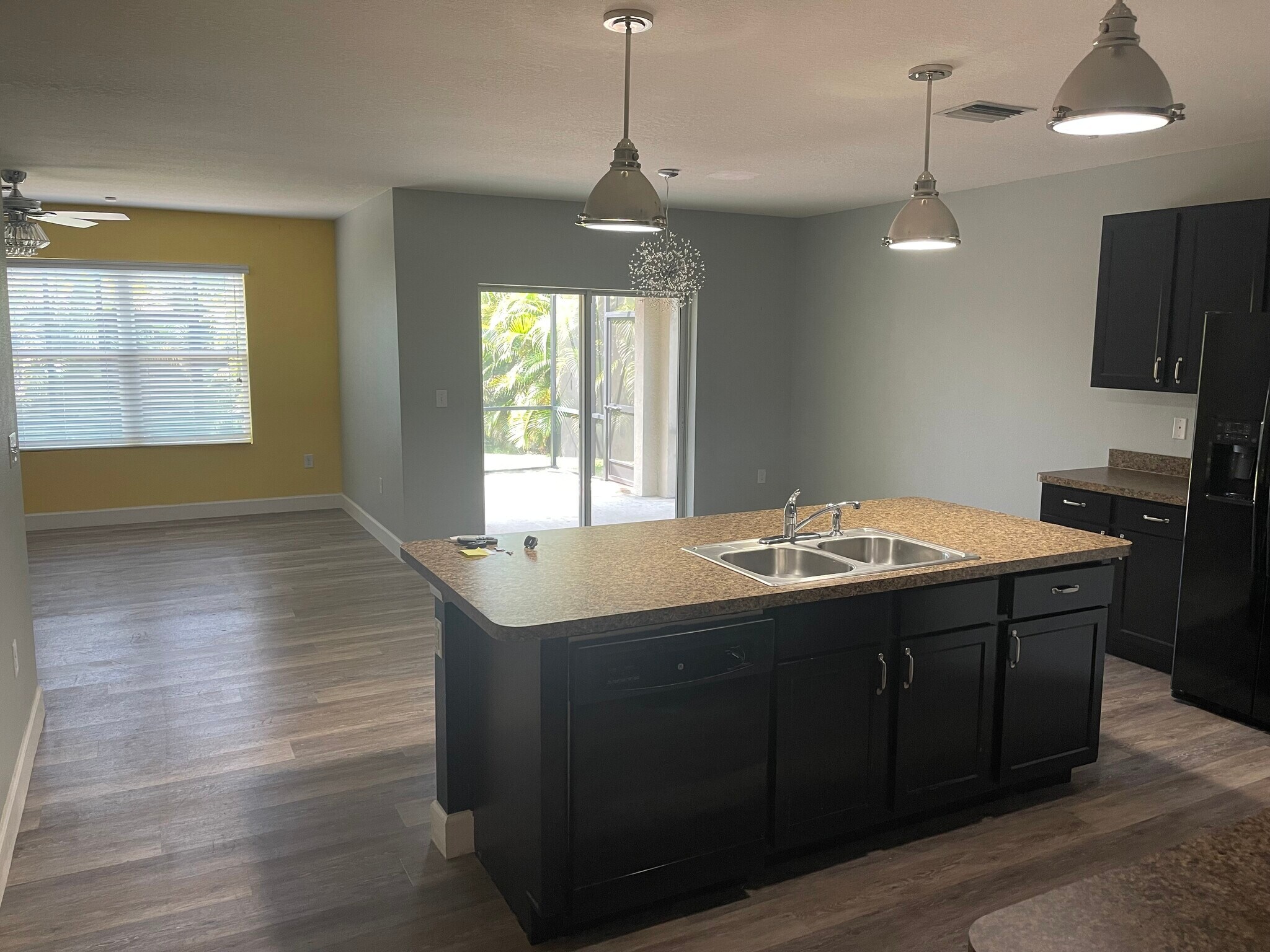 Building Photo - 15450 Trinity Fall Way