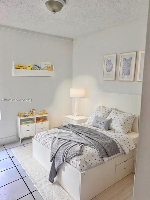 Building Photo - 9678 Fontainebleau Blvd