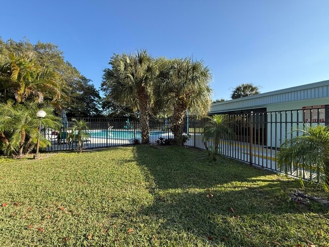 Building Photo - 9440 SW 8th St