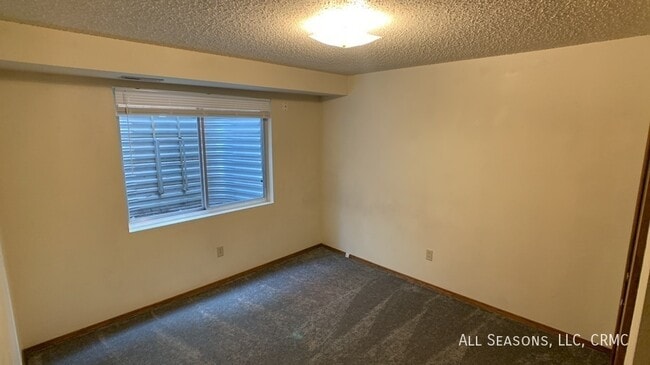 Building Photo - 7920 Telegraph Dr