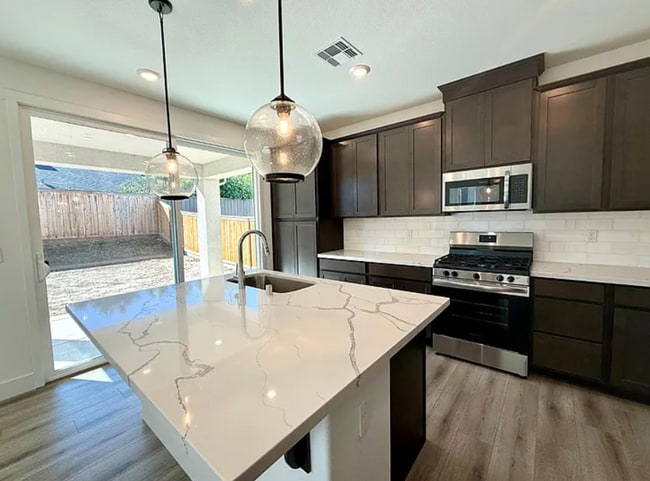 Building Photo - Breath-Taking Roseville 3/3 (Morgan Creek)-BRAND NEW!  See below for viewings!