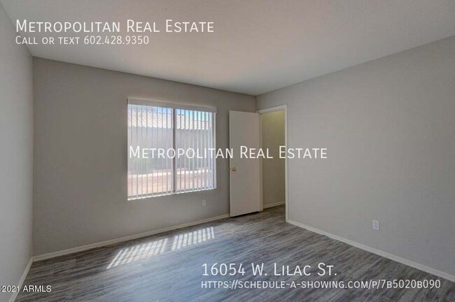 Building Photo - 16054 W Lilac St