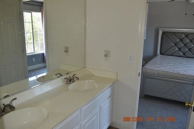 Building Photo - 249 Damara Ct