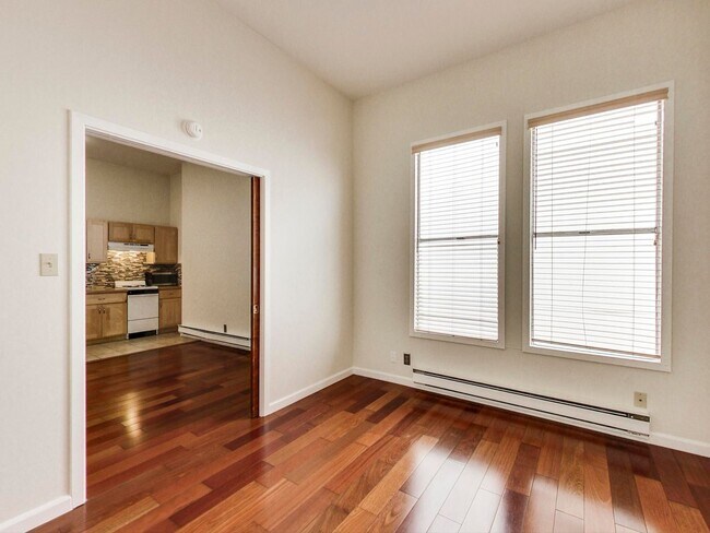 Building Photo - 2228 Union St