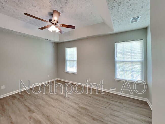 Building Photo - 6097 Camden Forrest Dr