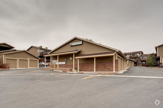 Beautiful Golden Homes - Table Mountain Townhomes