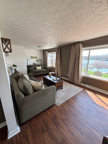 Building Photo - 4814 Whyem Dr