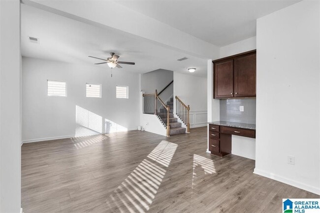 Building Photo - 848 Ridgeway Ave